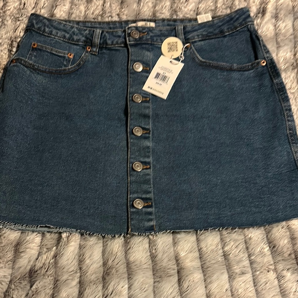 Dex Denim Raw Hem Button-Front Skirt